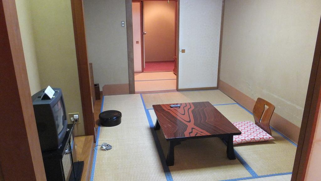 Akakura Wakui Hotel Миоко Стая снимка